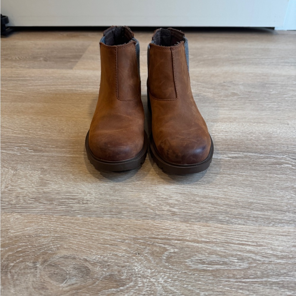 Sorel Tan Leather Slip-On Boot